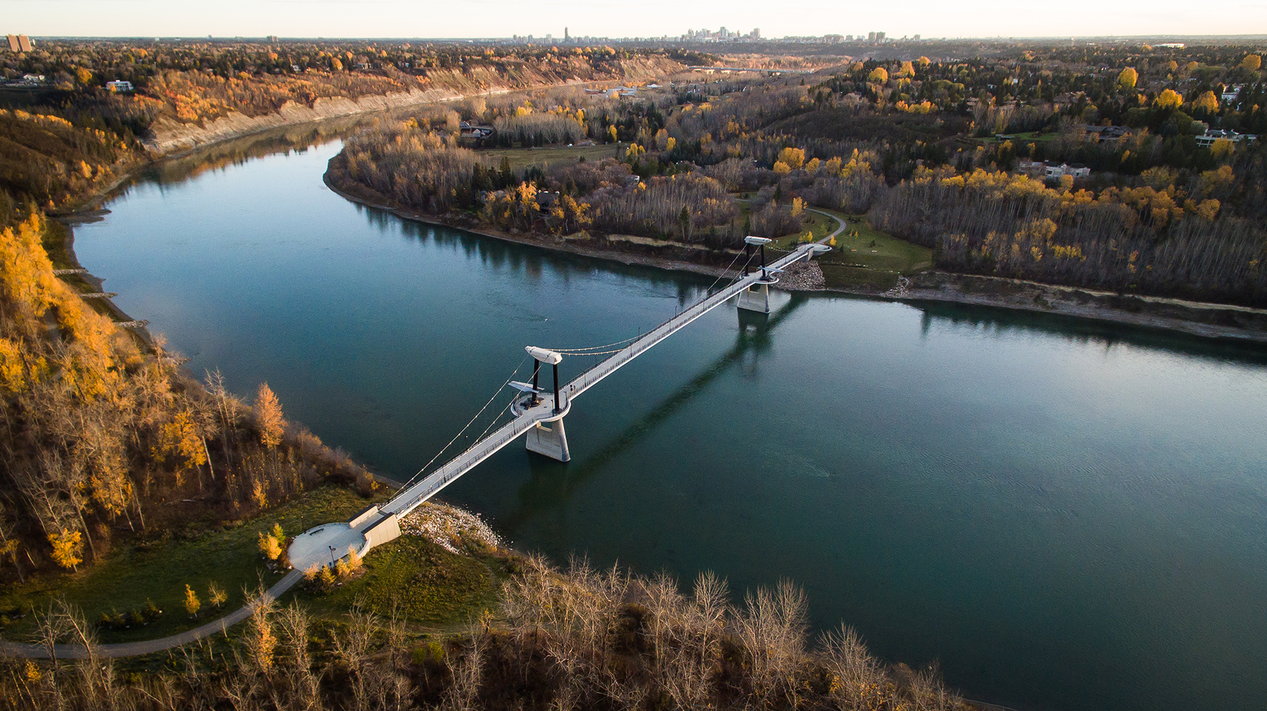 Arial view of the North Saskatchewan River flowing through Edmonton. Credit: Explore Edmonton